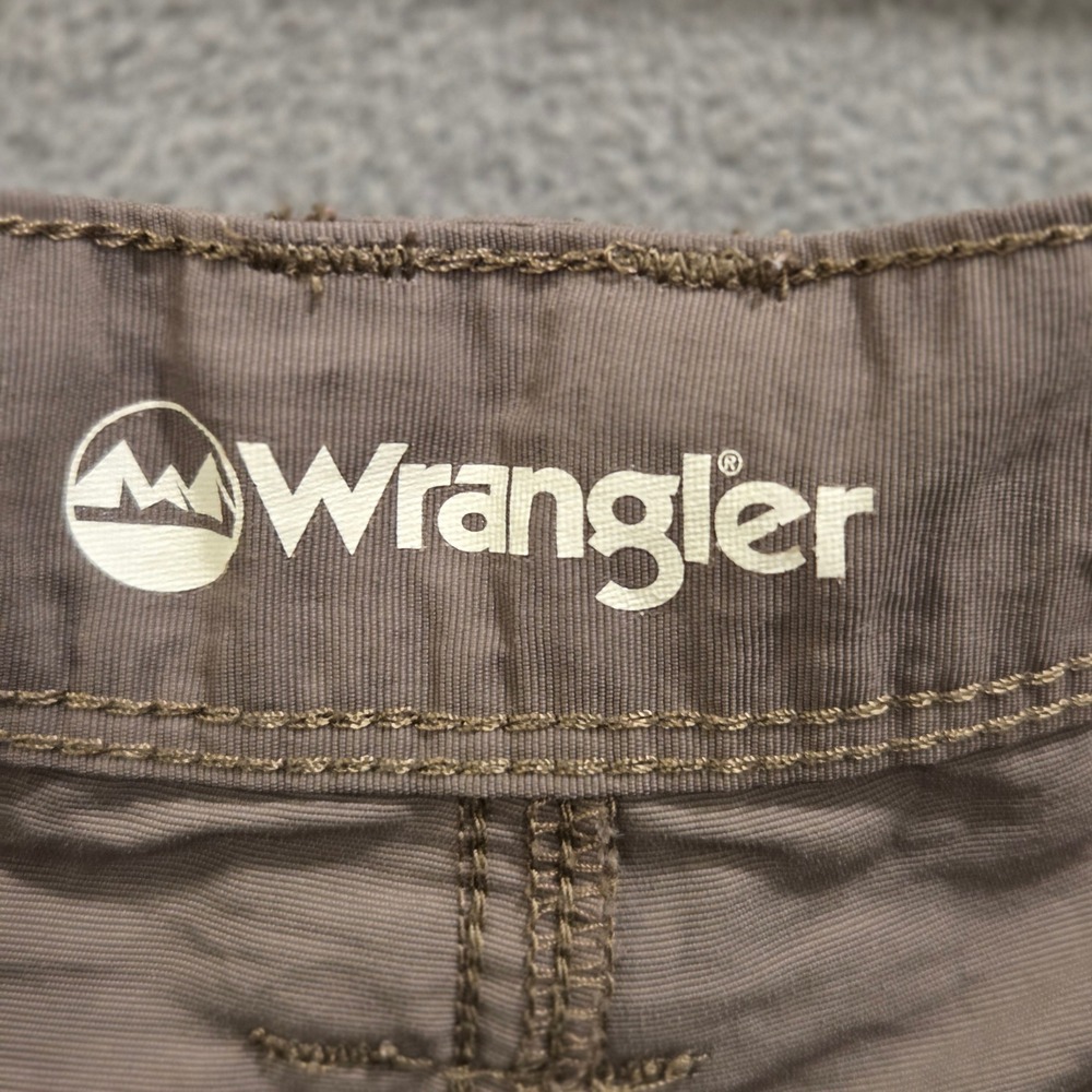 Wrangler Cargo Shorts Mens Size 44 Outdoor Utility Hiking Lightweight Gorpcore - Picture 4 of 10